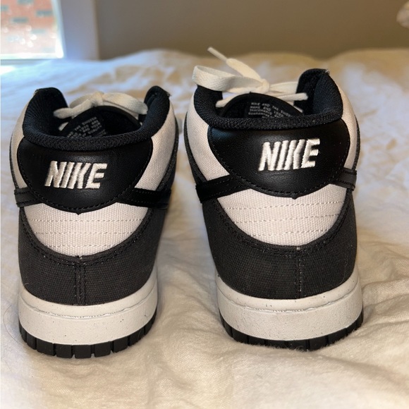 Nike Dunk Mid - Picture 8 of 8